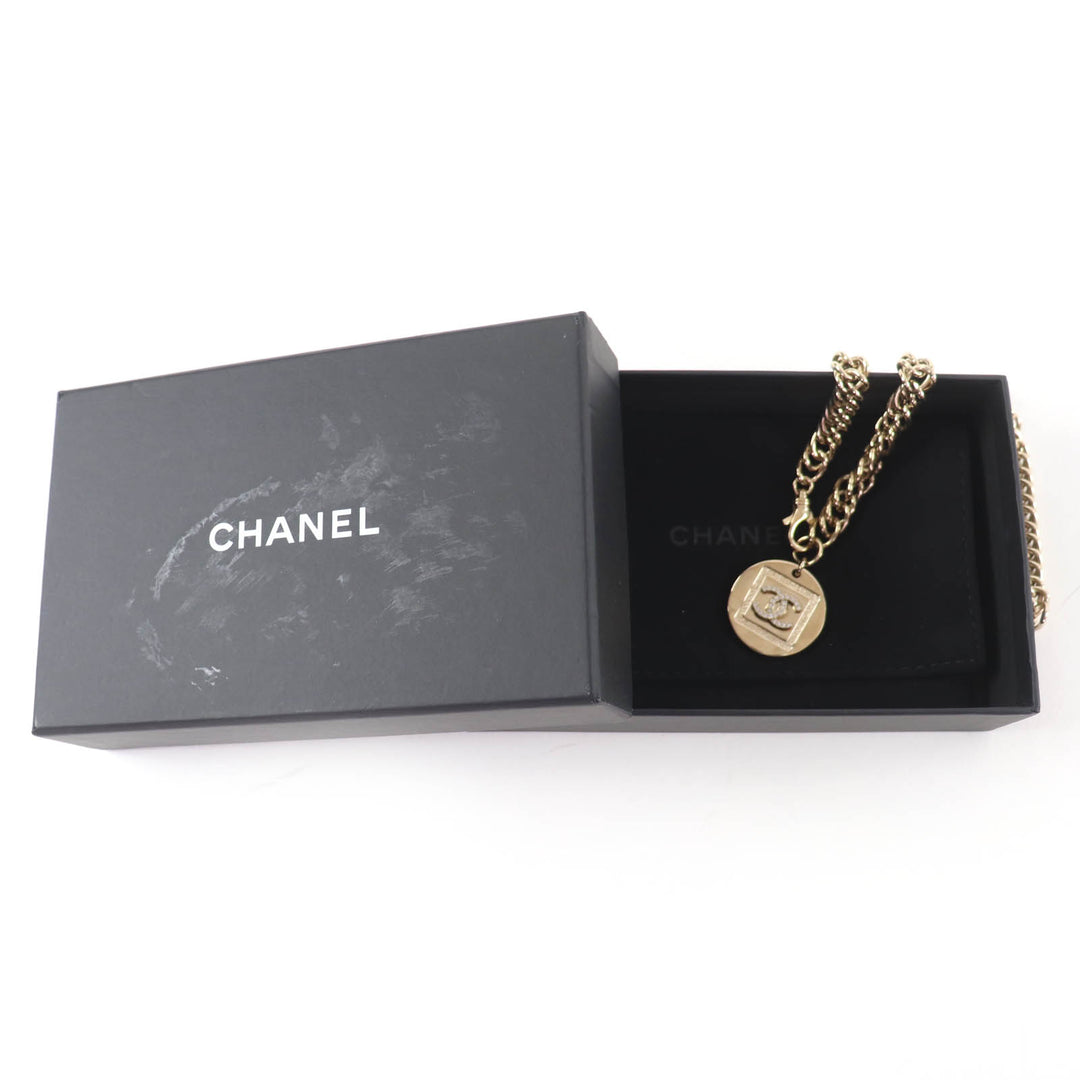 Great CHANEL Necklace COCO Mark Rhinestone Coin gold metal Women B23P