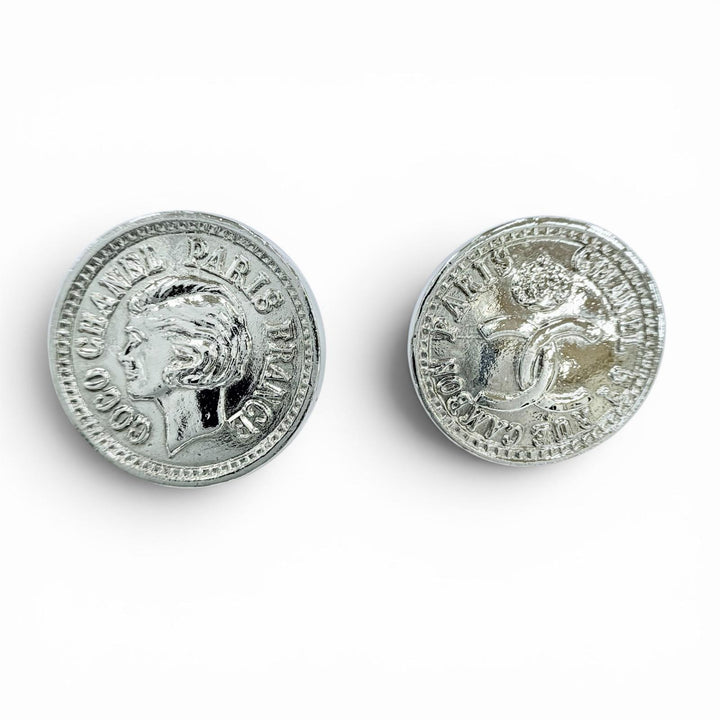 Great CHANEL button Silver Women
