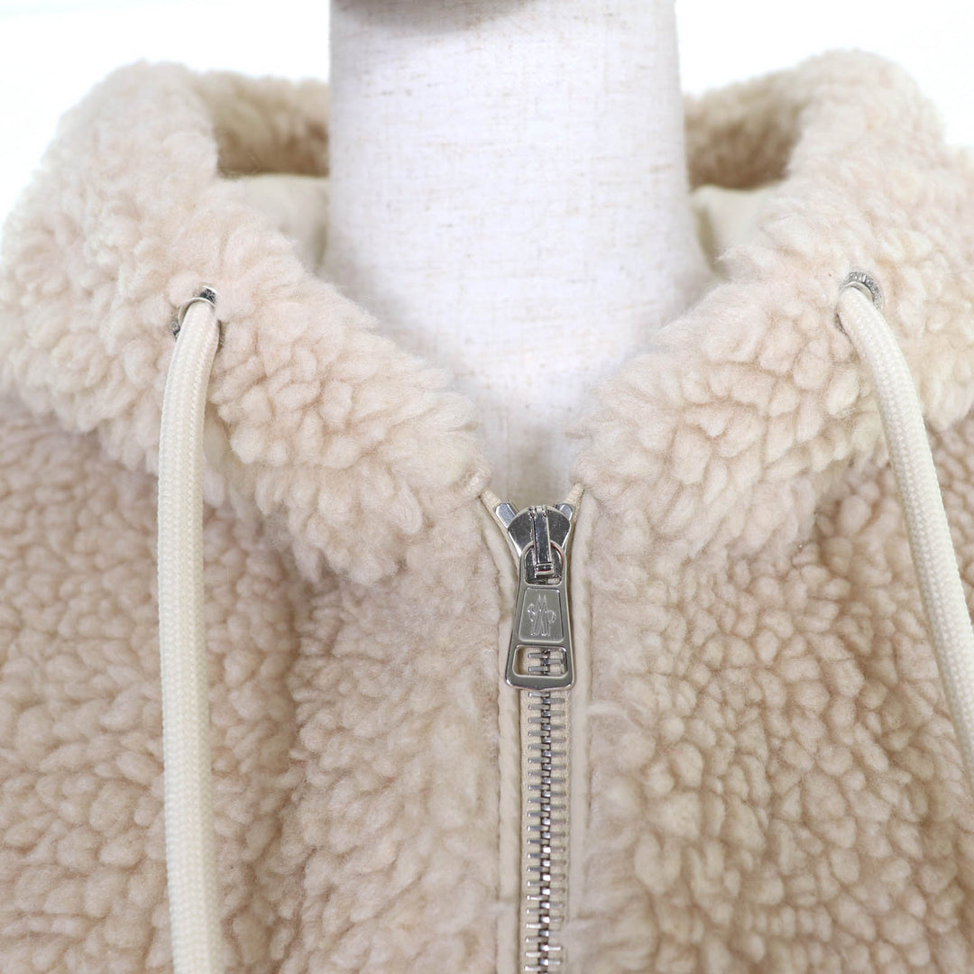 Very Good MONCLER Jacket Logo patch and hooded fleece blouson Ivory Women M