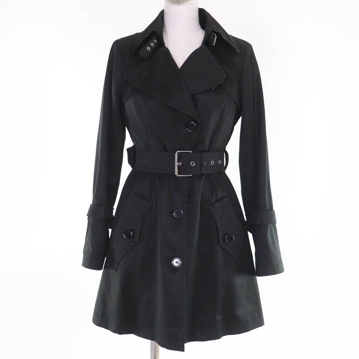 Great BURBERRY BLUE LABEL coat Checkered lining pattern, with wool liner. 38