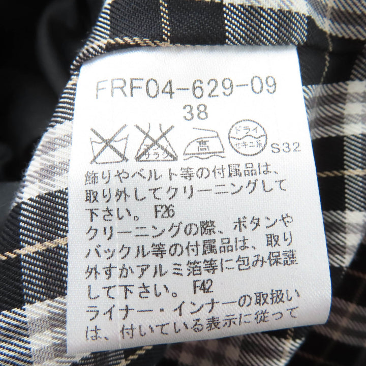 Great BURBERRY BLUE LABEL coat Checkered lining pattern, with wool liner. 38