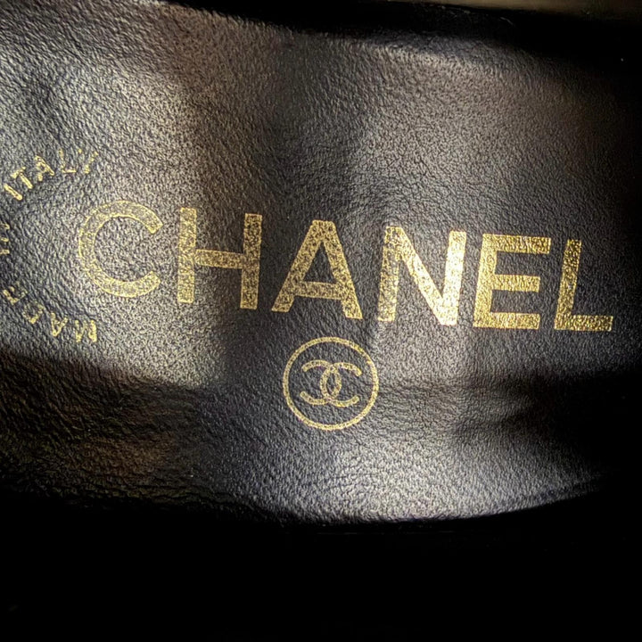Great CHANEL Ankle boots Big COCO Mark embroidered eco pearl leather 38 G34471