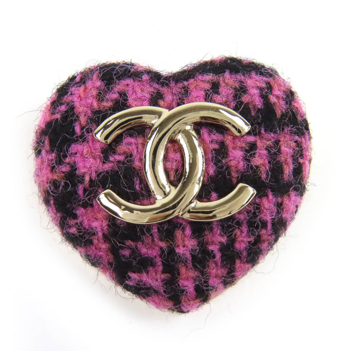 Excellent CHANEL Brooch COCO Mark Heart-shaped Tweed pink Women B22K AB9496