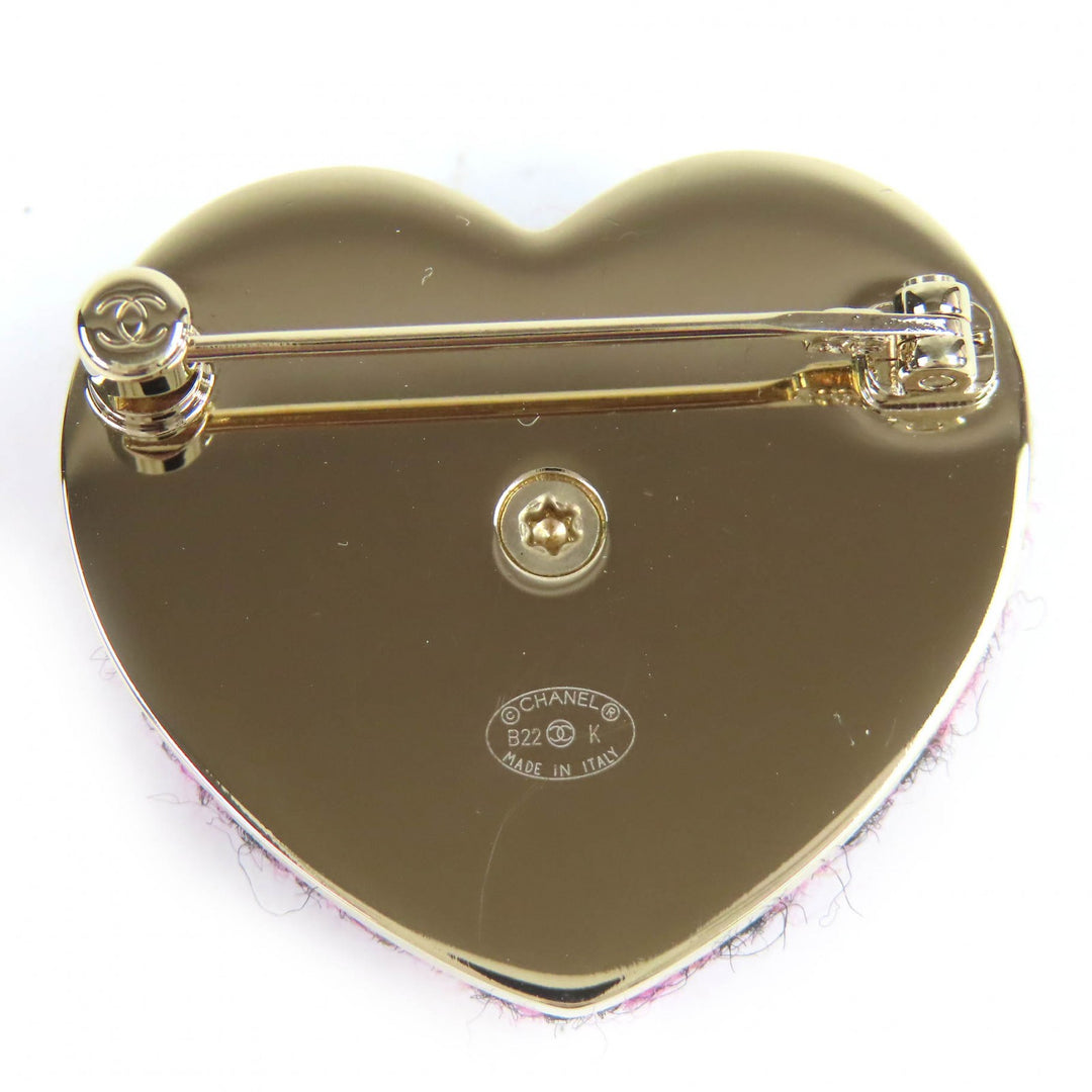 Excellent CHANEL Brooch COCO Mark Heart-shaped Tweed pink Women B22K AB9496
