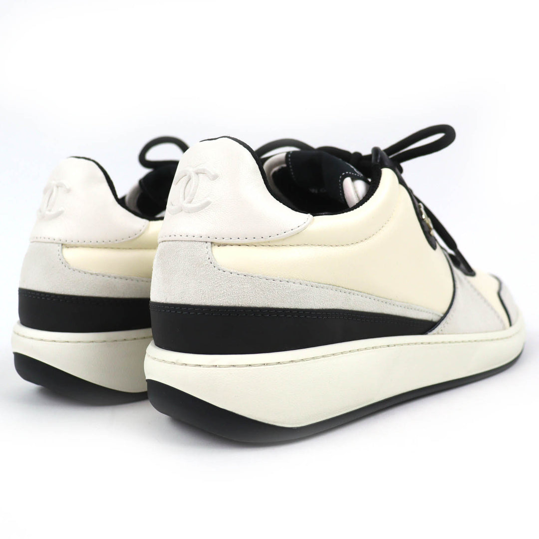 Excellent CHANEL sneakers COCO Mark Ivory leather mens 43 G45213