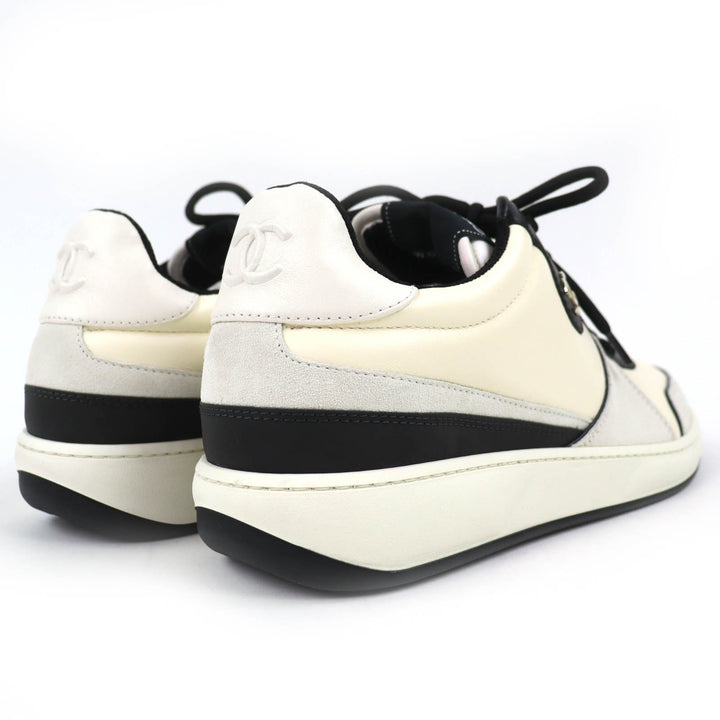 Excellent CHANEL sneakers COCO Mark Ivory leather mens 43 G45213