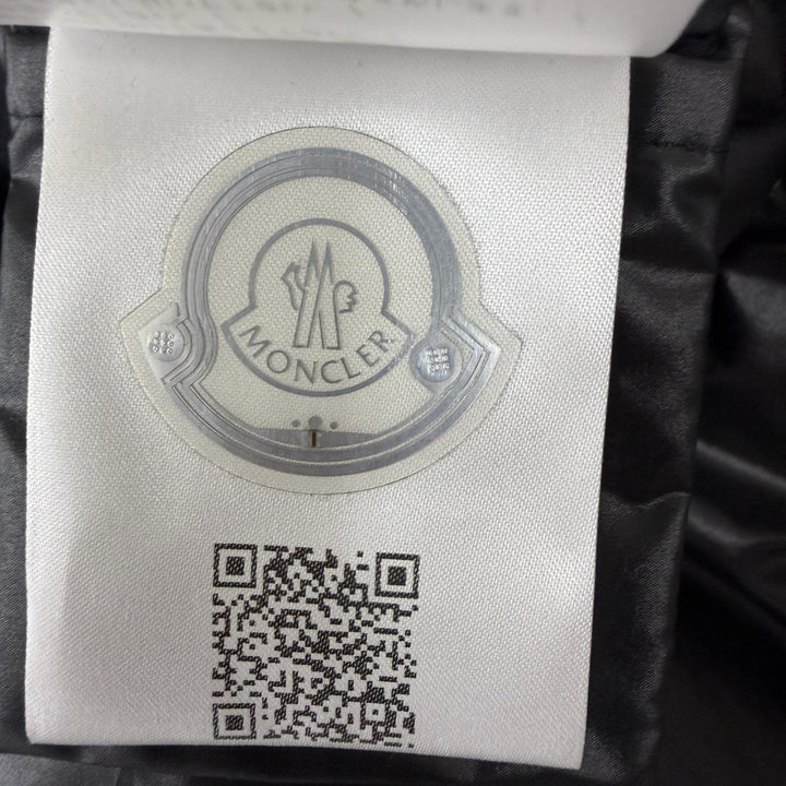 Great MONCLER Down jacket CARDERE GIUBBOTTO hood logo