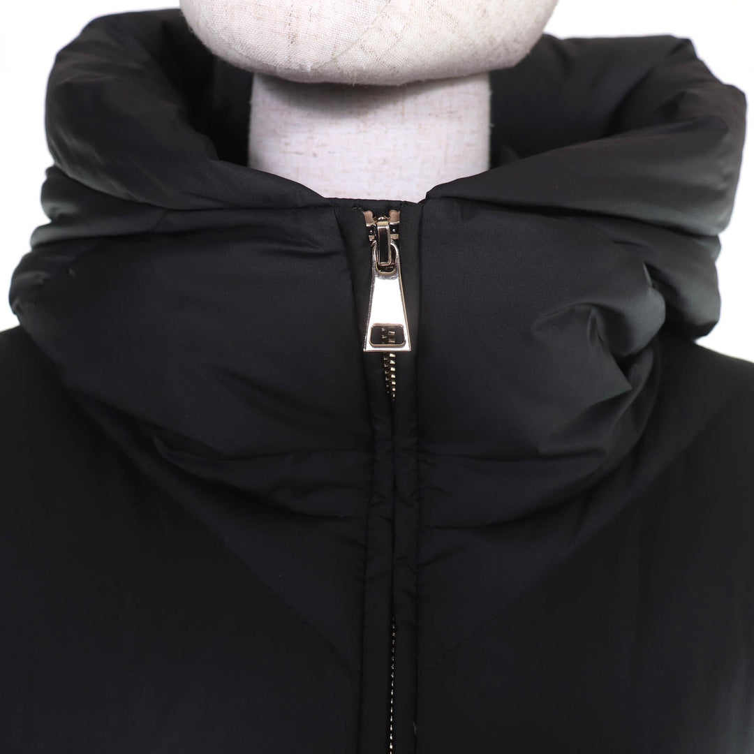 Excellent MONCLER Down jacket Includes logo patch, hood and belt black 2 BROSSE