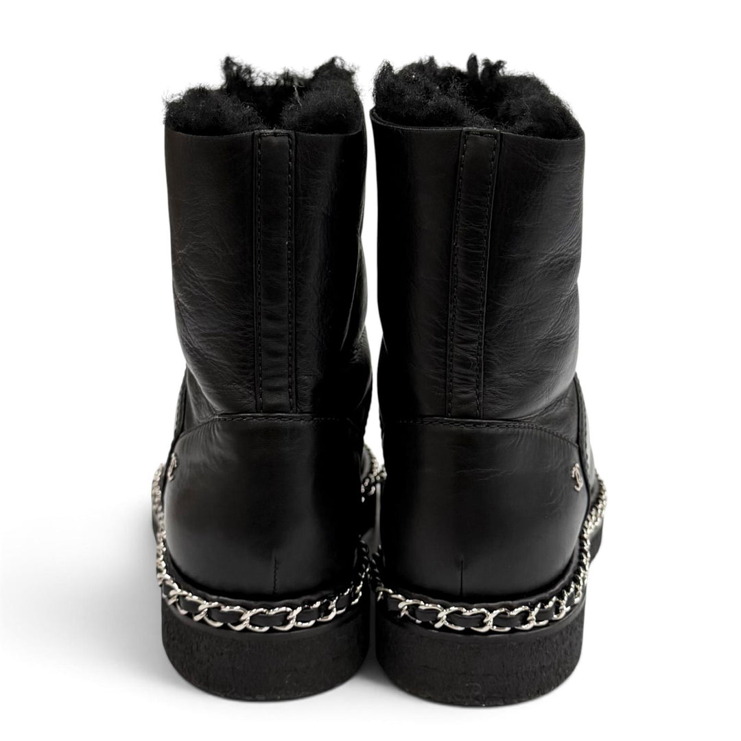 Great CHANEL short boots COCO Mark Chain Decoration Sheepskin Mouton 35 G34113