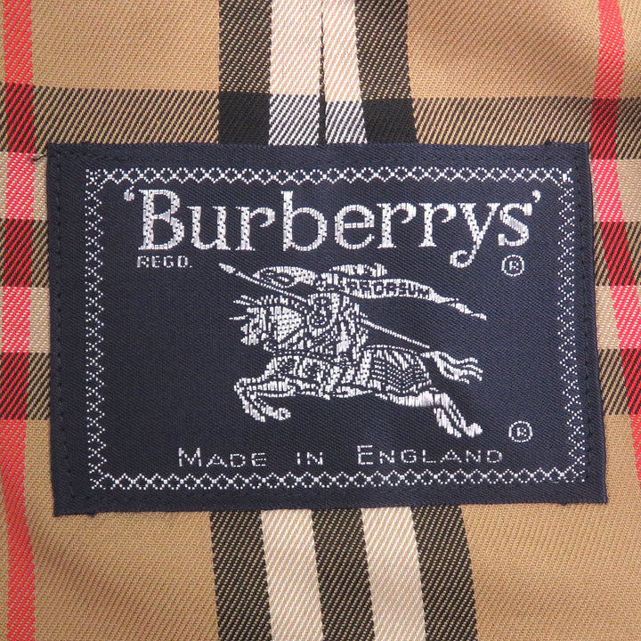 Great Burberrys coat Nova check pattern on the back iridescent
