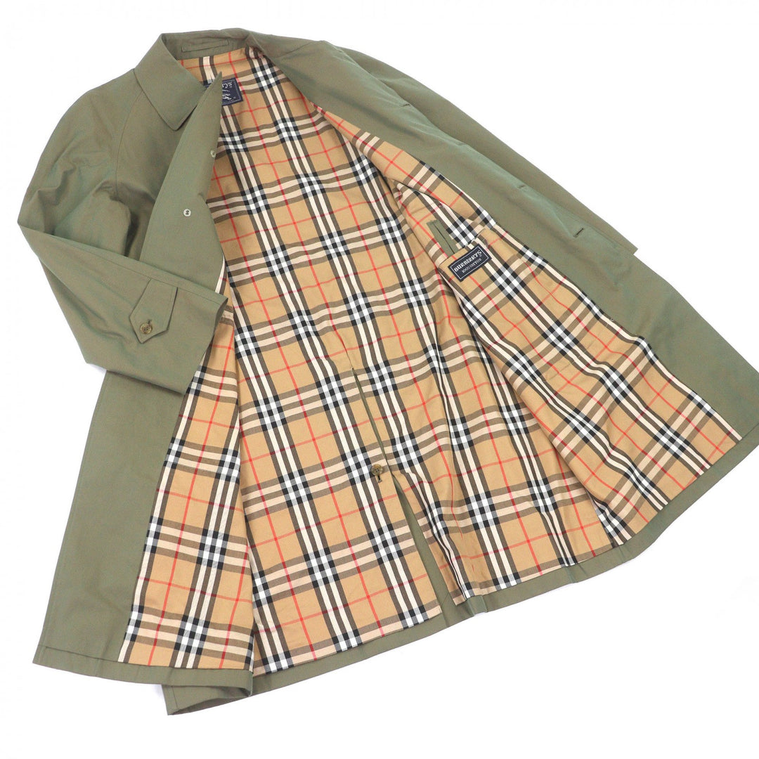 Great Burberrys coat Nova check pattern on the back iridescent