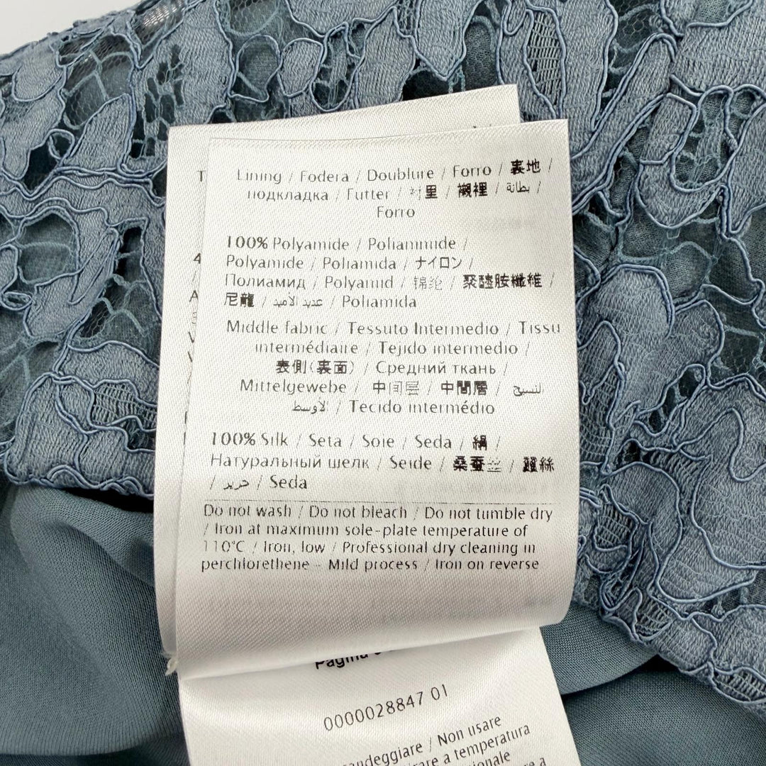 Pristine VALENTINO Shorts Rockstud all-over lace design Lightblue 38 NB2RF0L61EC