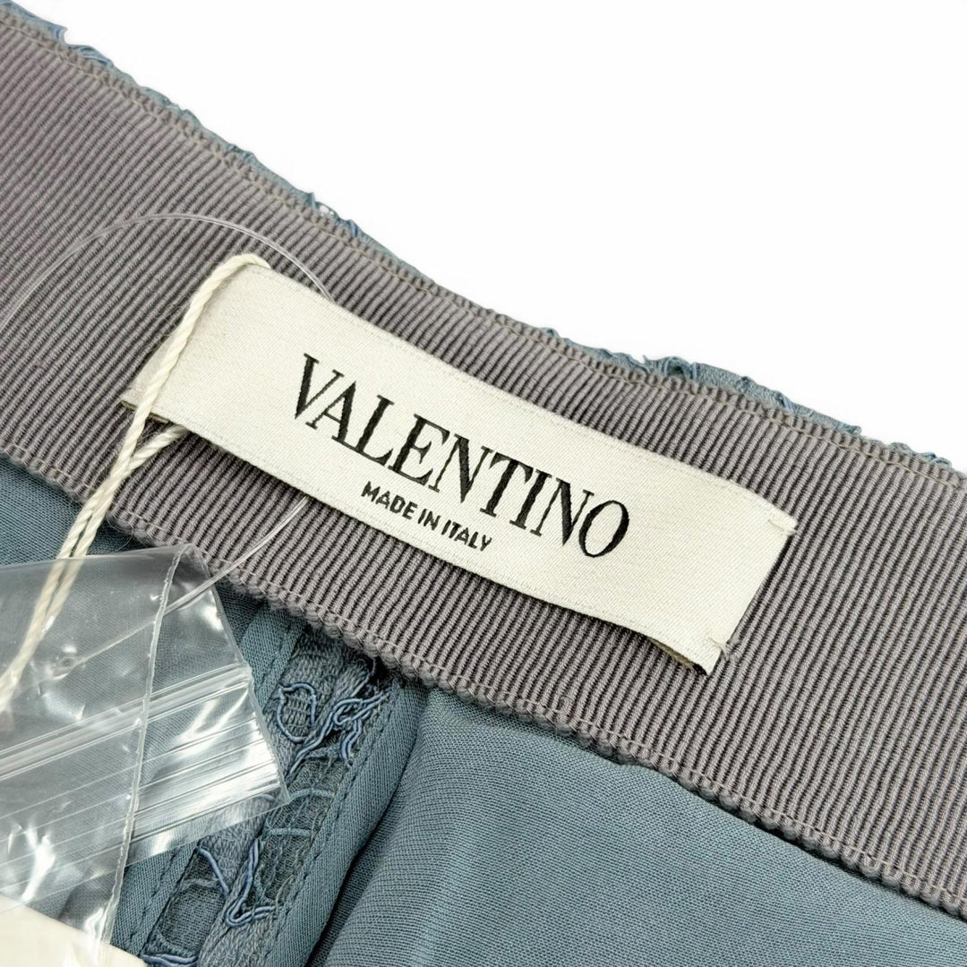 Pristine VALENTINO Shorts Rockstud all-over lace design Lightblue 38 NB2RF0L61EC