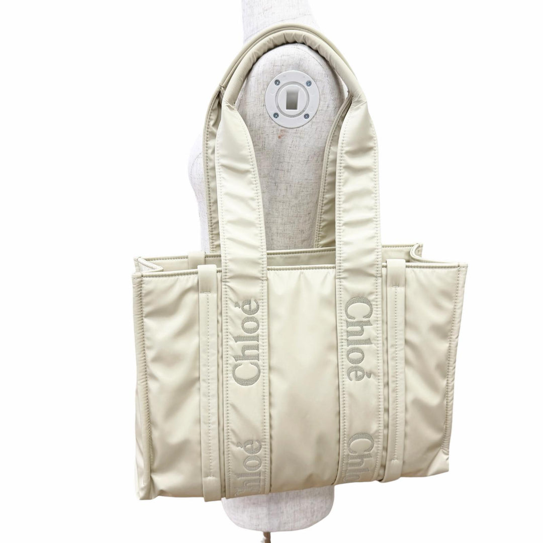 Excellent Chloe WOODY Medium Tote Bag light beige Women CHC23WS383L4122M