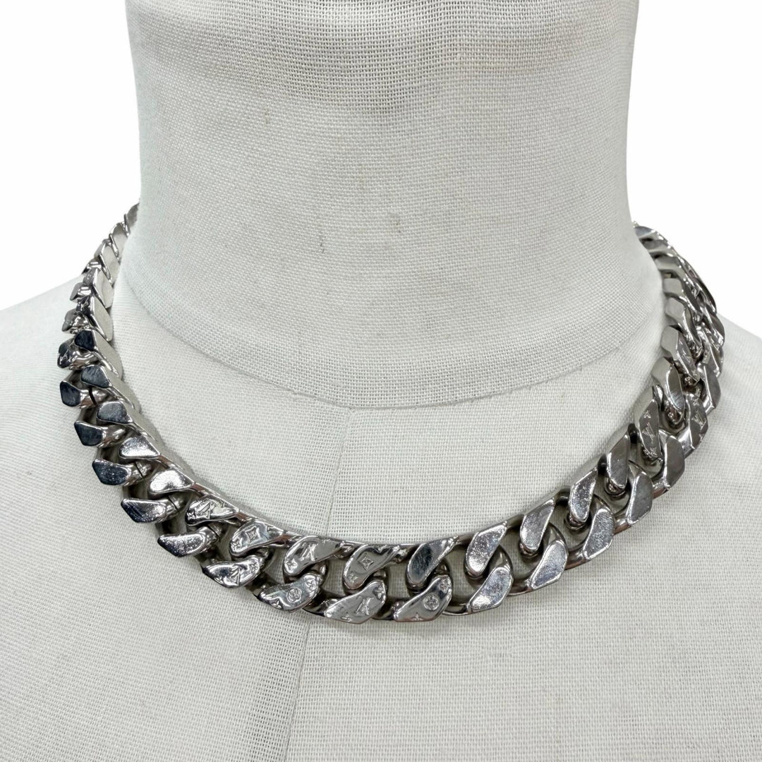 Great LOUIS VUITTON Necklace Collier Chain Kihei Monogram Silver mens M68272