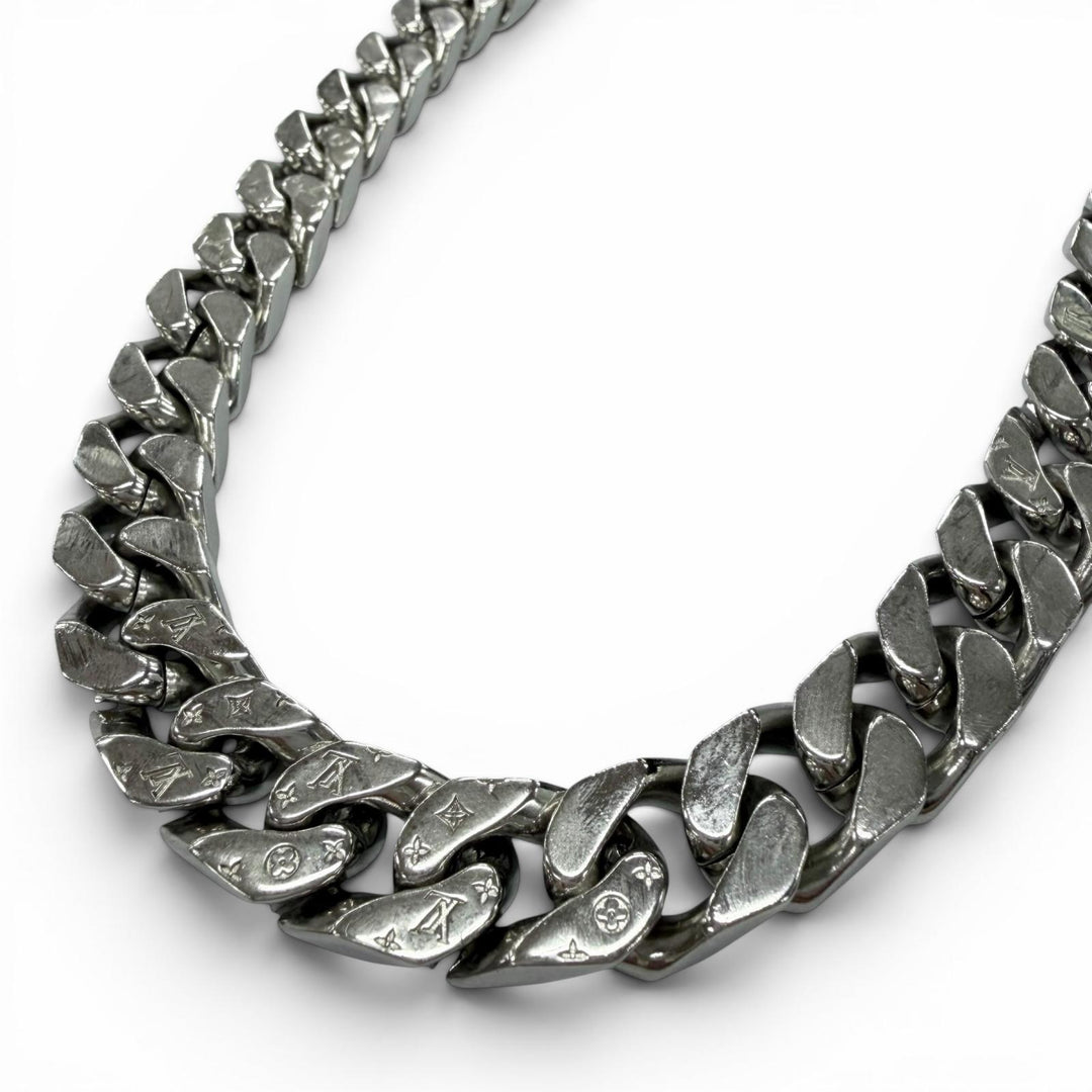 Great LOUIS VUITTON Necklace Collier Chain Kihei Monogram Silver mens M68272