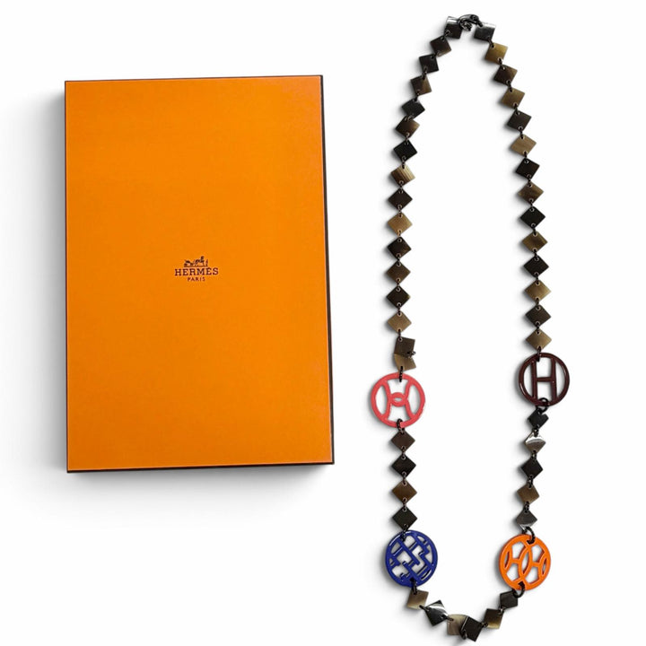 Great HERMES Necklace Diva Ni Brown Buffalo horn