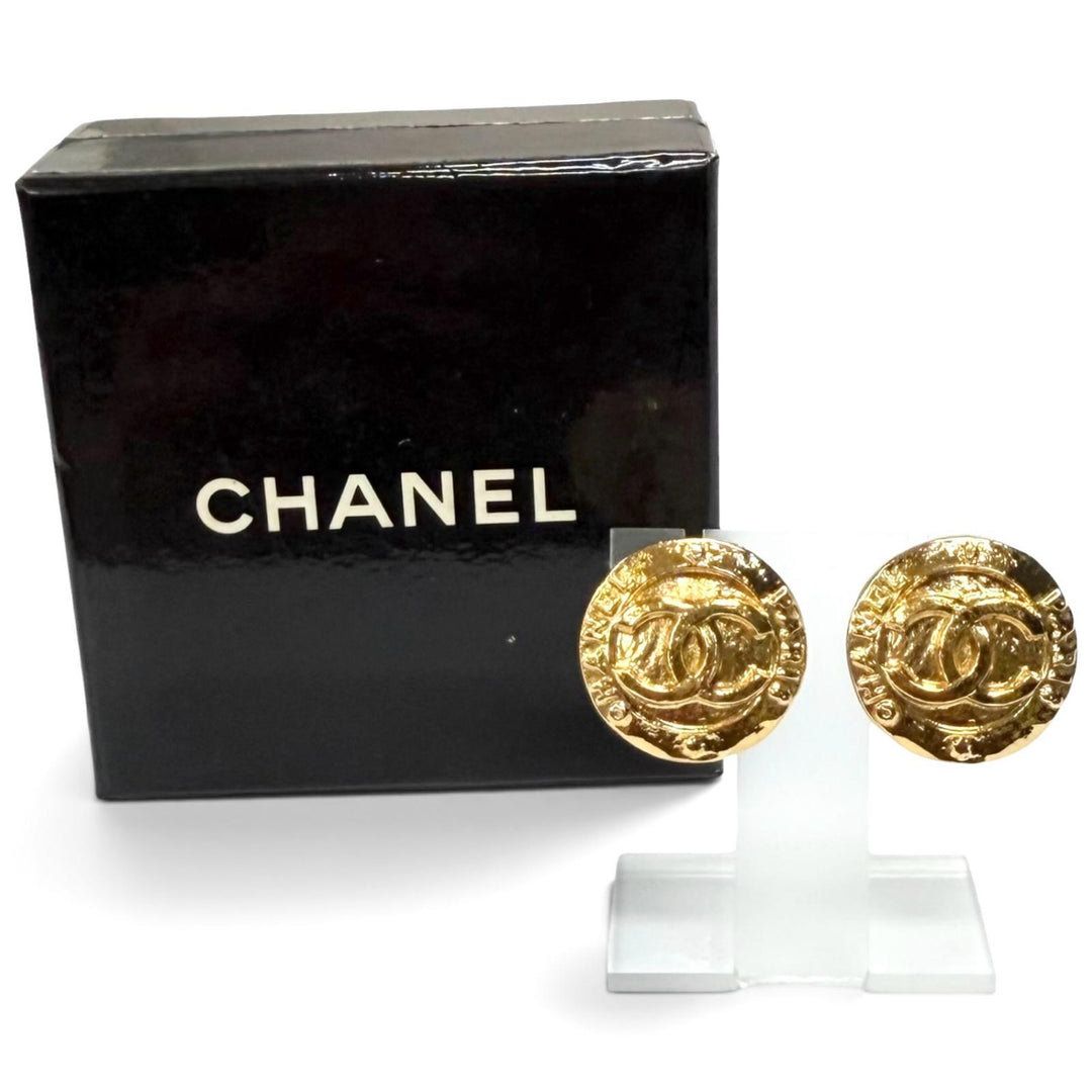 Excellent CHANEL Earring COCO Mark logo included gold Women 28