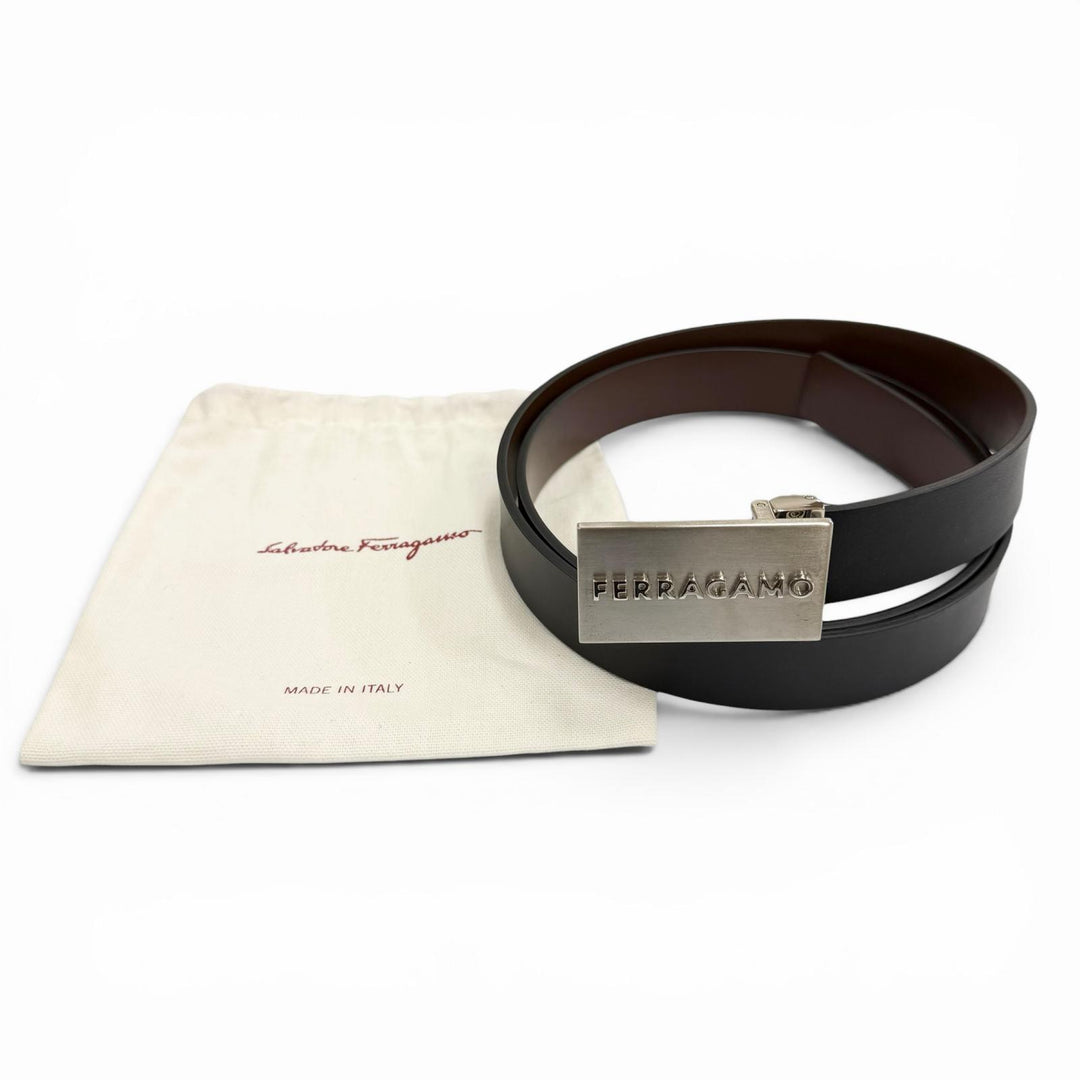 Pristine FERRAGAMO belt black leather mens