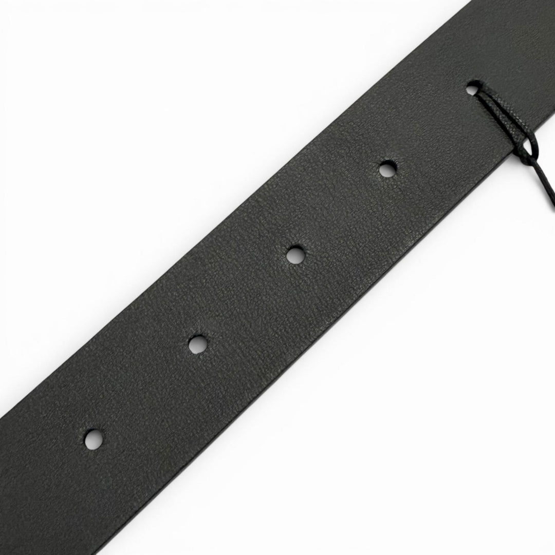 Pristine FERRAGAMO belt black leather mens