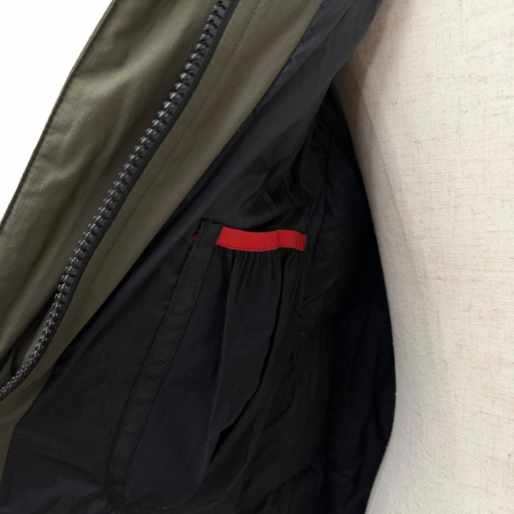 Great THE NORTH FACE Down jacket Baltro Light Jacket GORE-TEX khaki