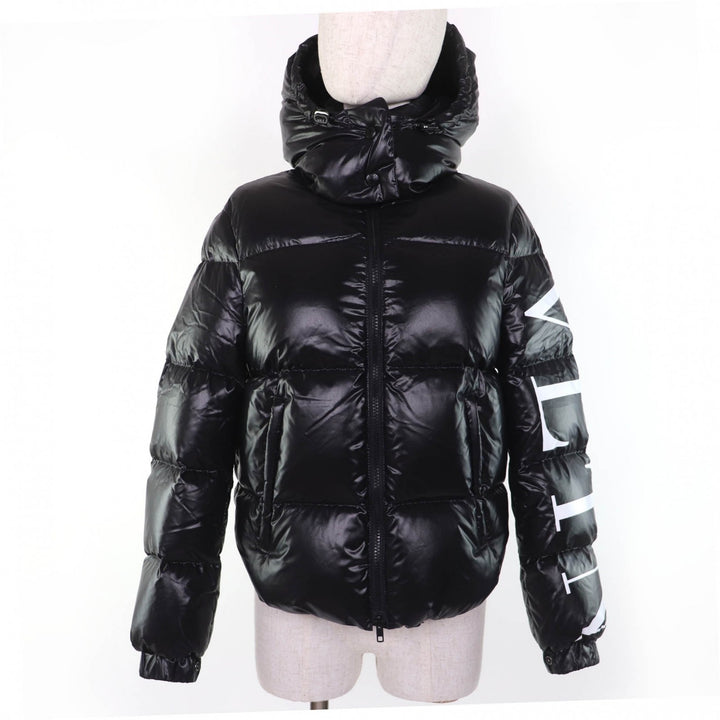 Great VALENTINO Down jacket VLTN logo ZIP UP black Women 36 UB3CN01P5LE