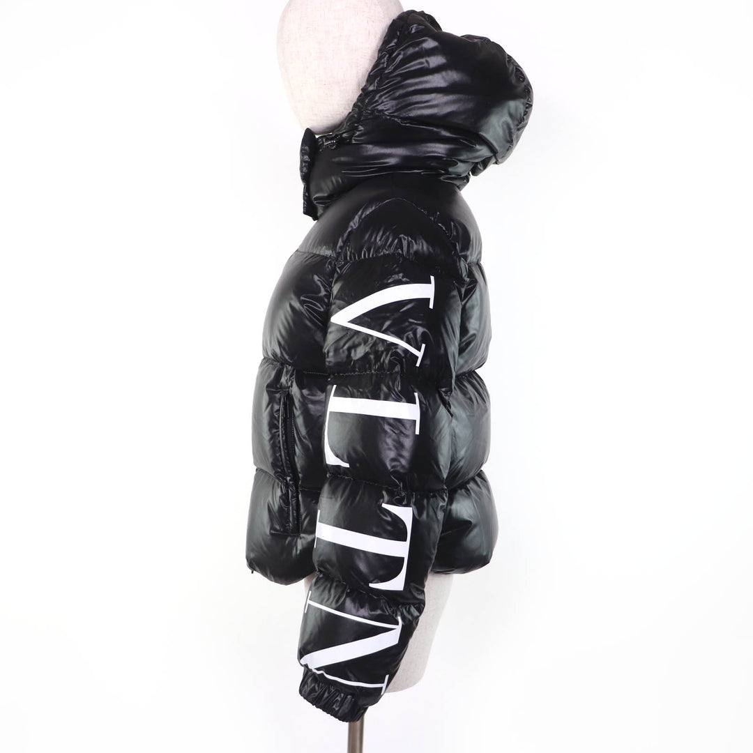 Great VALENTINO Down jacket VLTN logo ZIP UP black Women 36 UB3CN01P5LE