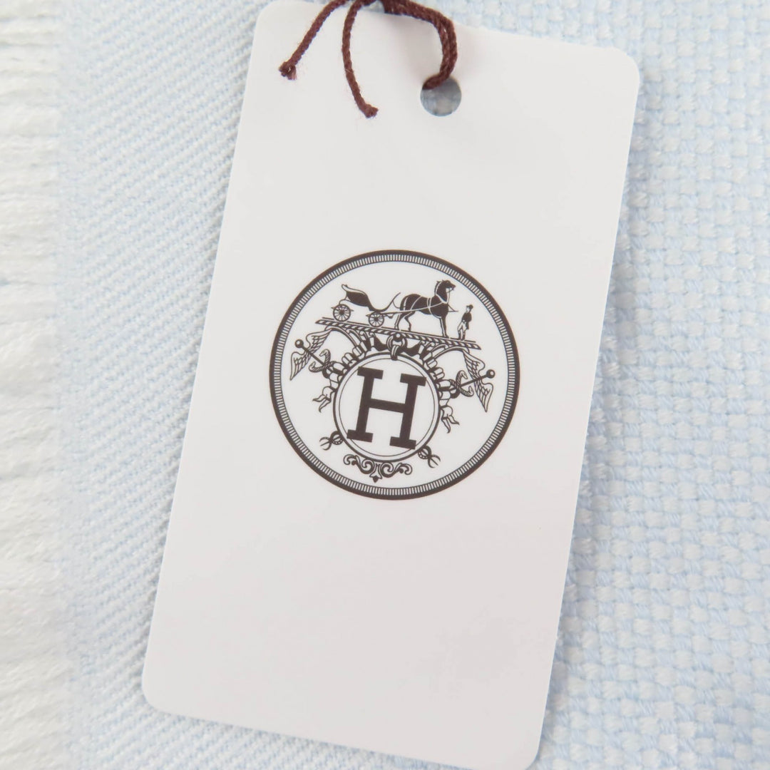 Pristine HERMES Stall Baby blanket with fringe Light blue wool Women