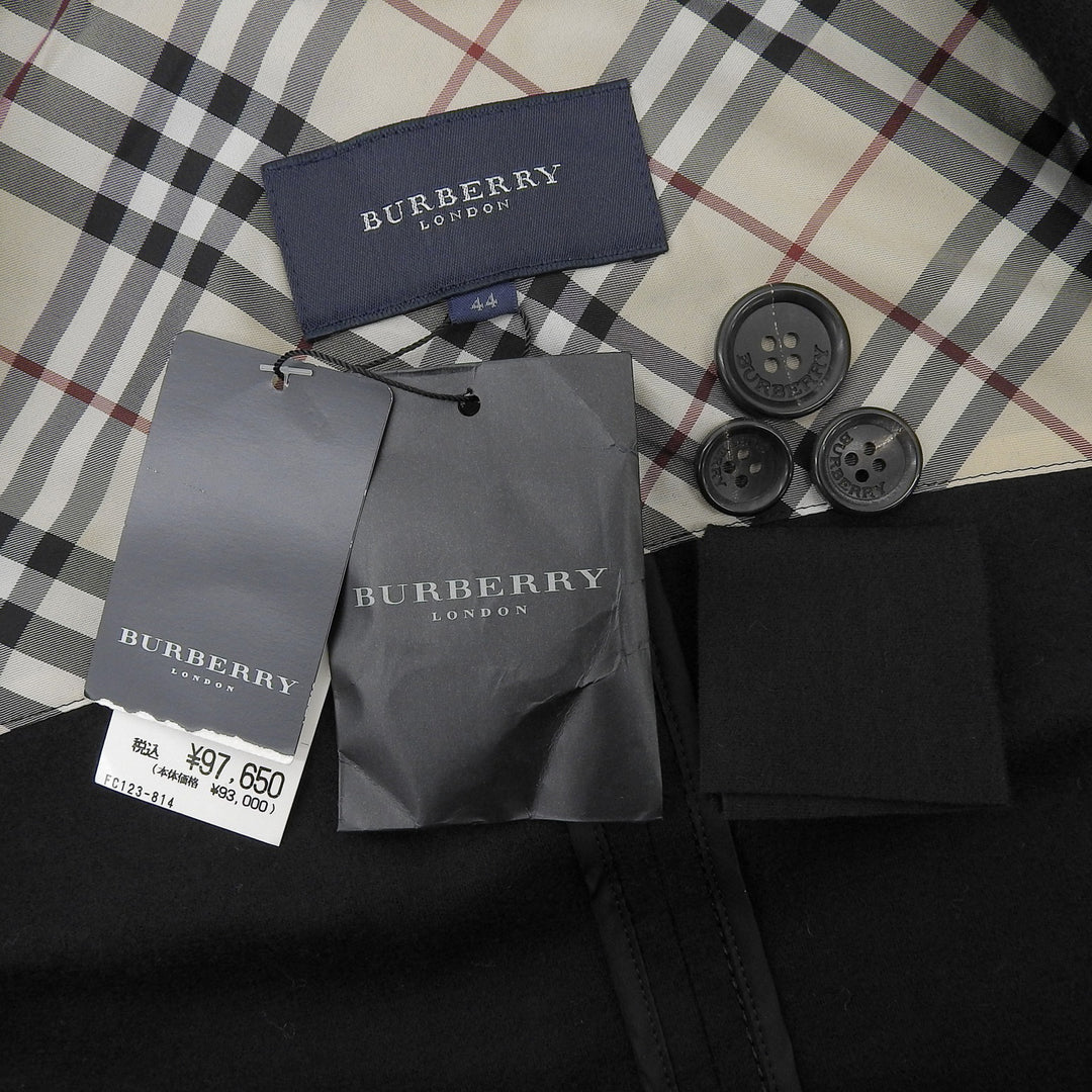 Pristine BURBERRY LONDON trench coat Logo buttons, Nova check lining, wool 44