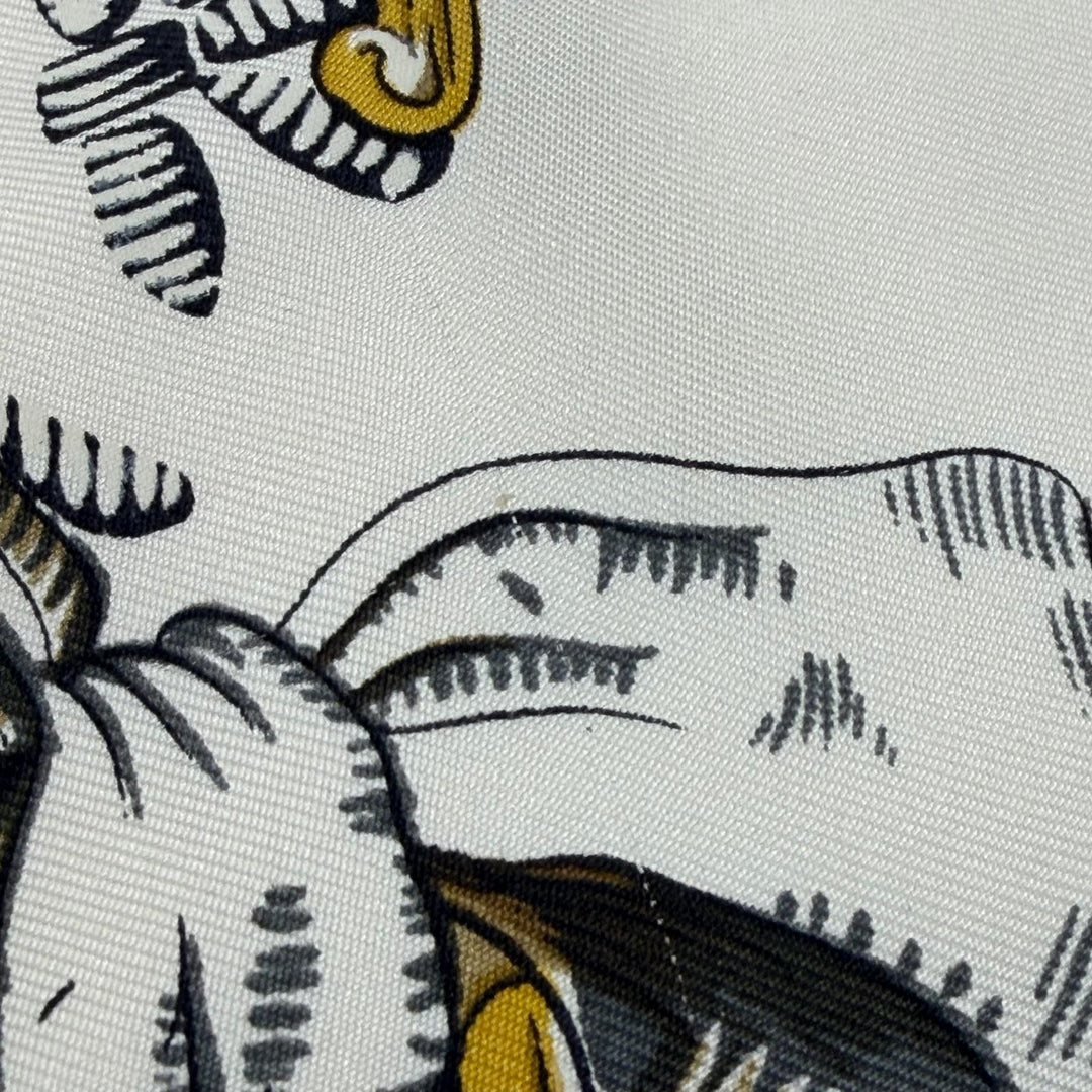 Excellent HERMES Best All-over print gilet white silk mens 52