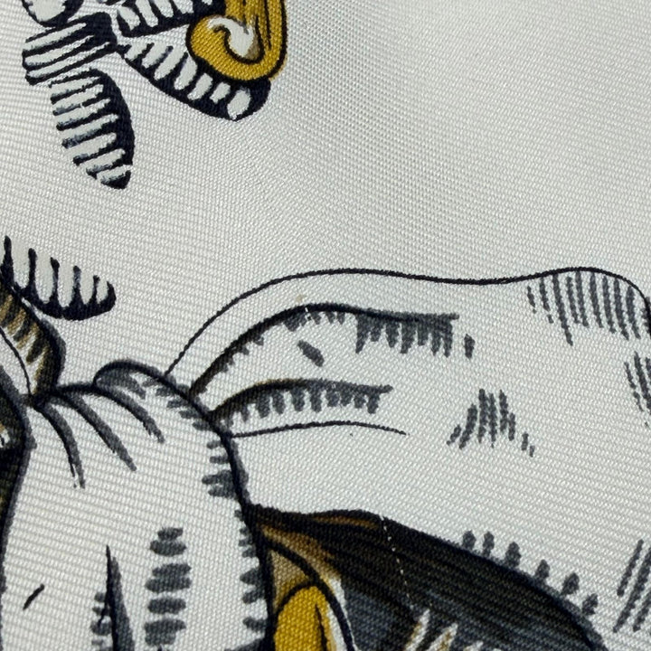 Excellent HERMES Best All-over print gilet white silk mens 52