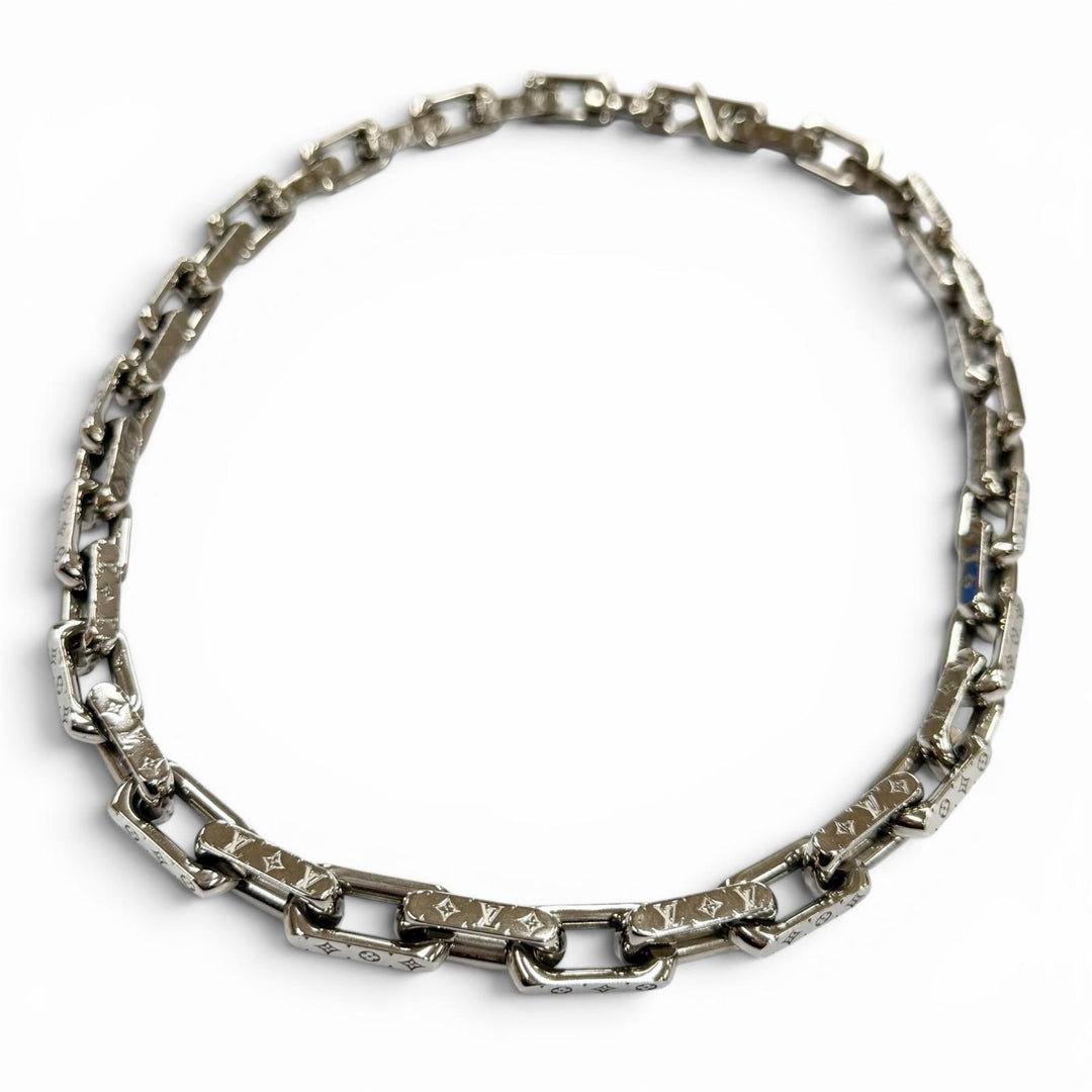 Great LOUIS VUITTON Necklace Collier Chain Monogram Silver mens M00307