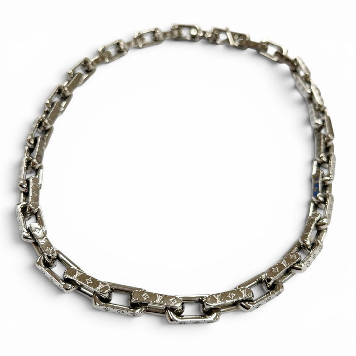 Great LOUIS VUITTON Necklace Collier Chain Monogram Silver mens M00307