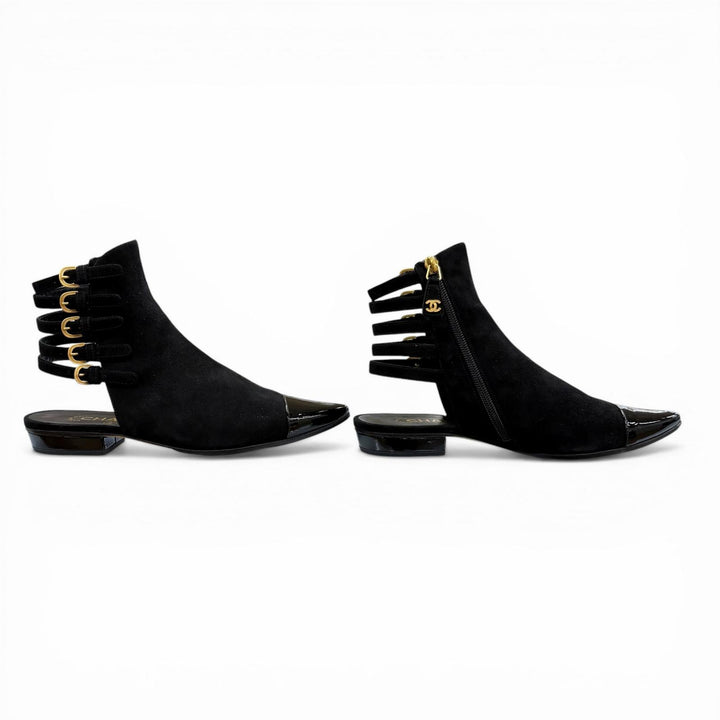 Excellent CHANEL Ankle boots black Suede leather Women 36.5 G30600