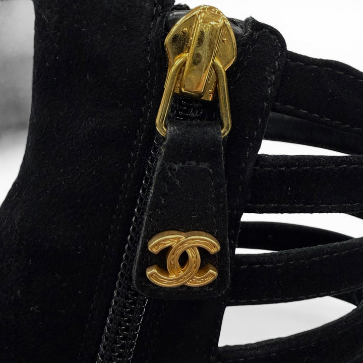 Excellent CHANEL Ankle boots black Suede leather Women 36.5 G30600