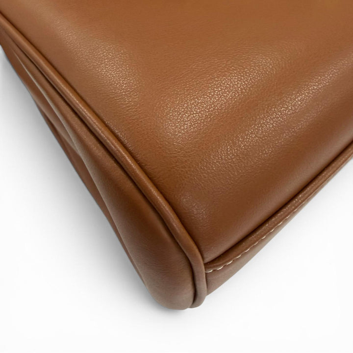 Great CELINE Teen Soft 16 Seize Shoulder Bag leather Women 19685