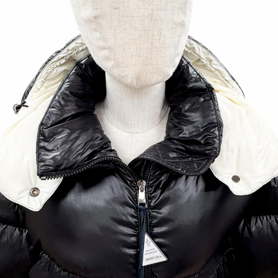 Pristine MONCLER Down jacket ABBAYE logo hooded zip up black Nylon Women 0