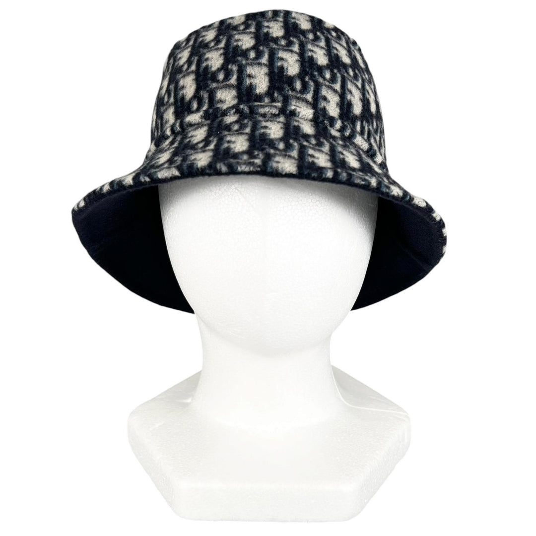 Excellent Christian Dior hat reversible Navy wool Women 57 11DCH923I100
