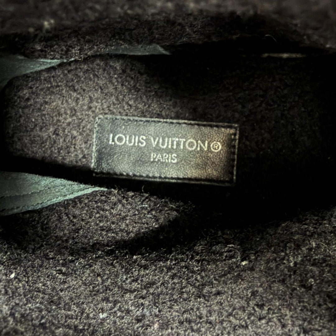 Great LOUIS VUITTON boots snowdrop line LV logo shearling black Mouton Women 35