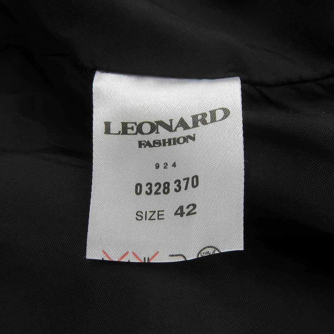 Excellent LEONARD FASHION coat Logo button black Angola Women 42