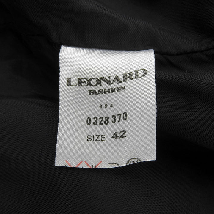 Excellent LEONARD FASHION coat Logo button black Angola Women 42