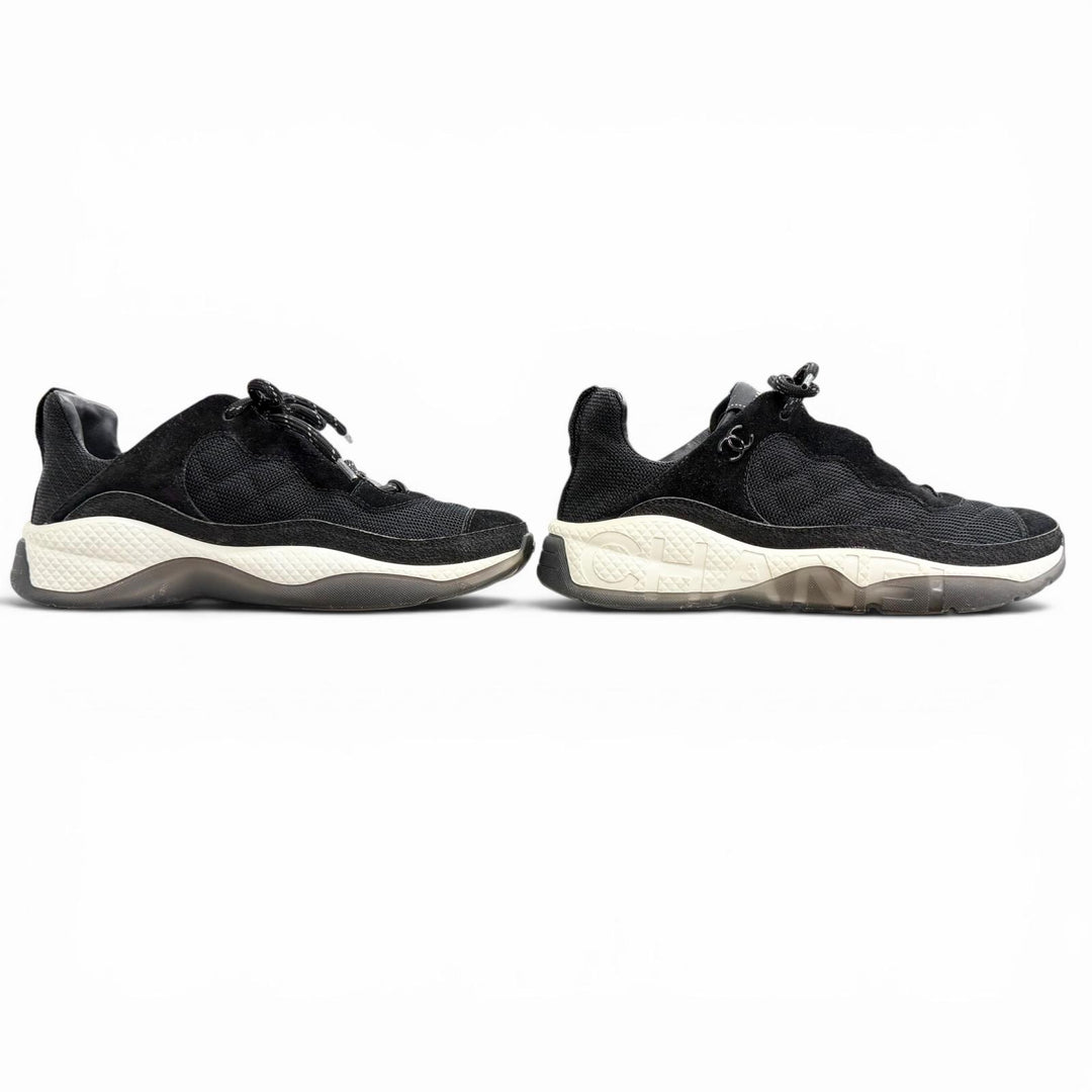 Great CHANEL sneakers COCO Mark Matelasse Logo Sole Suede Leather 39 G38290