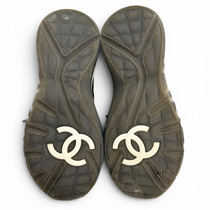 Great CHANEL sneakers COCO Mark Matelasse Logo Sole Suede Leather 39 G38290