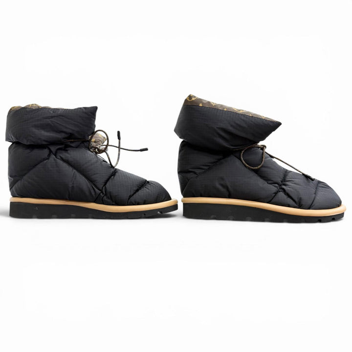 Great LOUIS VUITTON short boots Monogram snow boots black Women 38