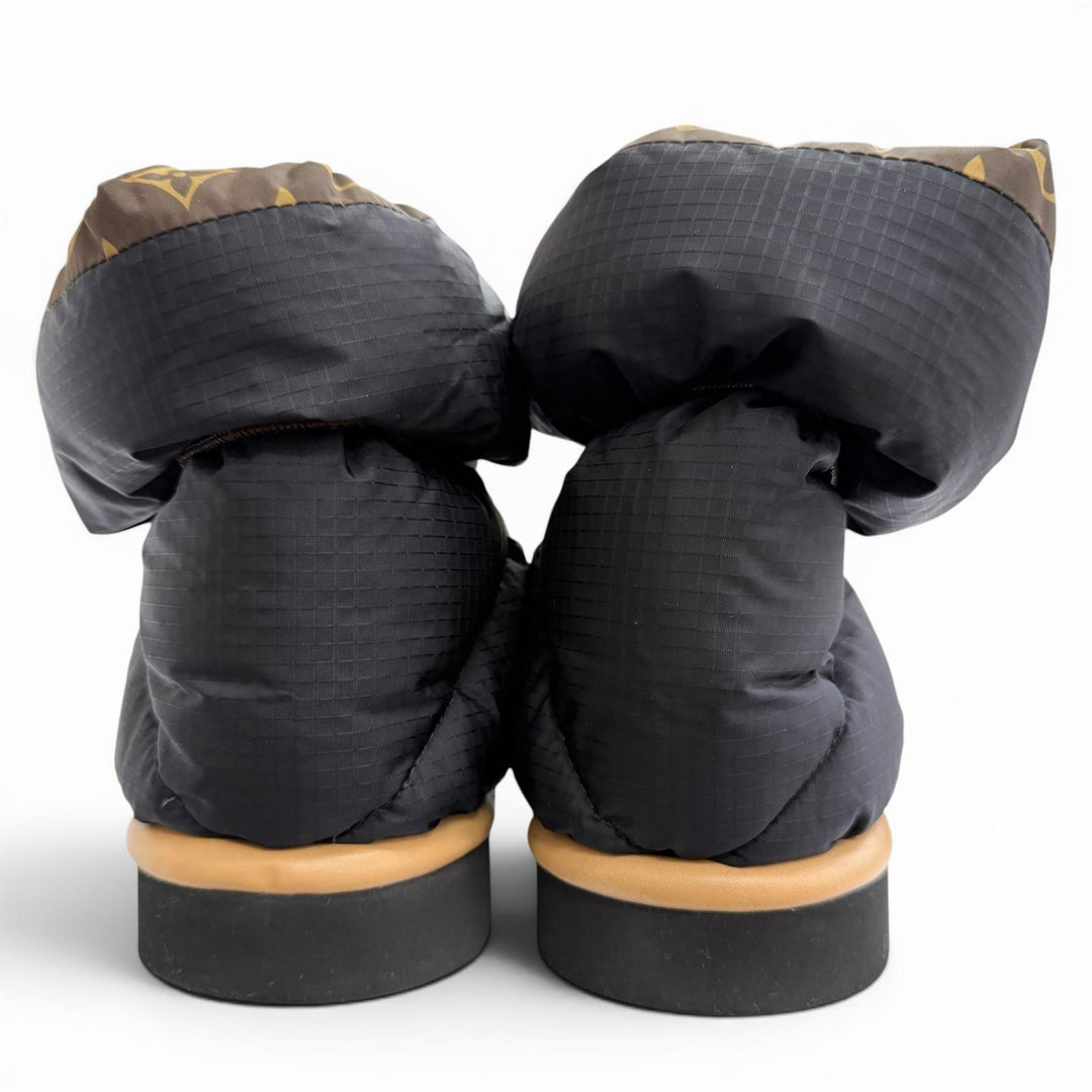 Great LOUIS VUITTON short boots Monogram snow boots black Women 38