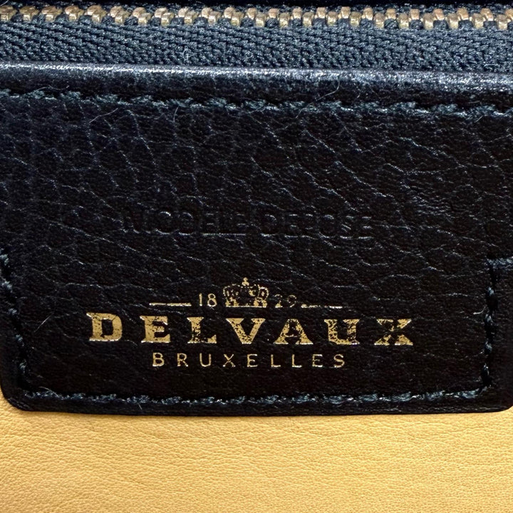 Very Good DELVAUX Handbag BRILLANT With Metal logo black leather Women