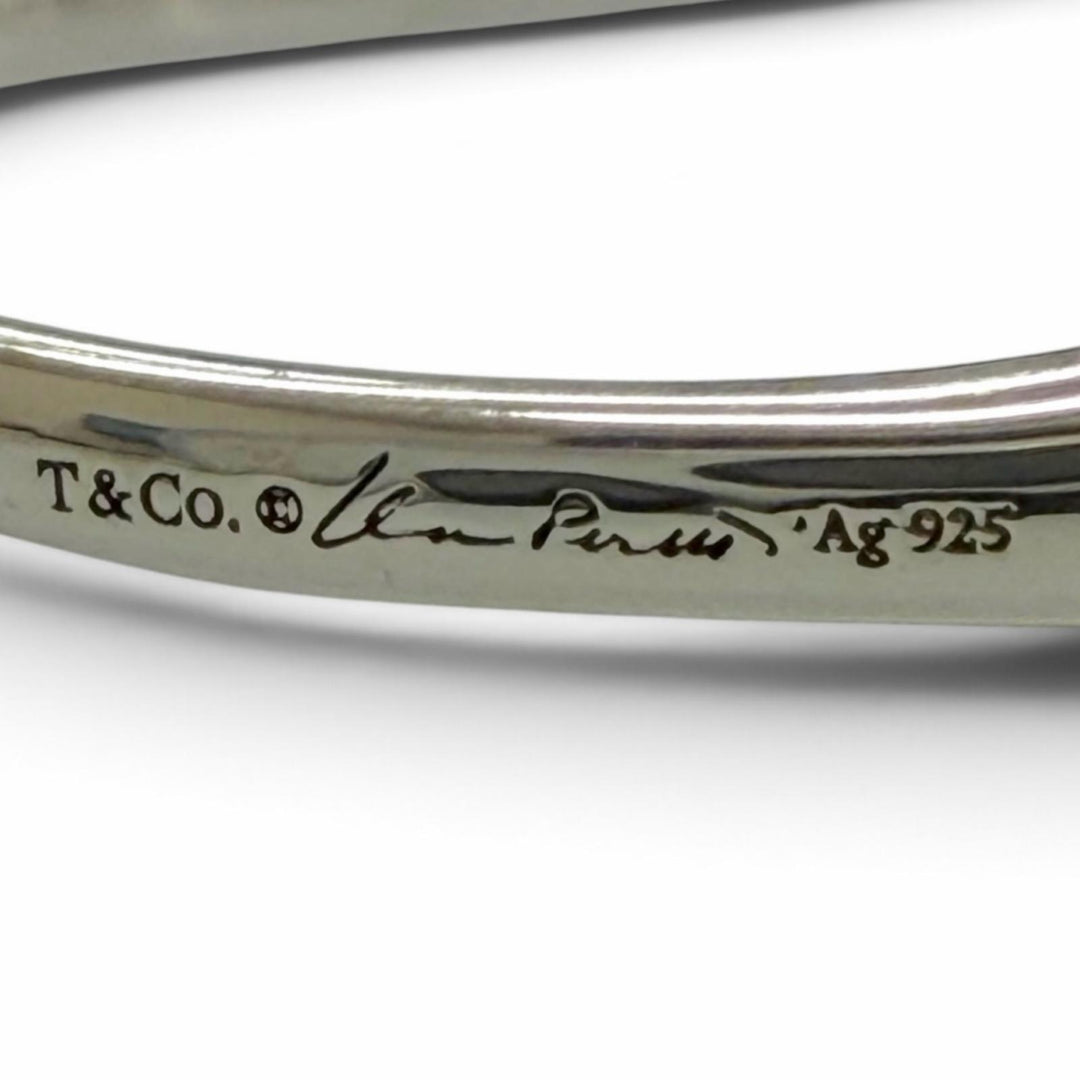 Great TIFFANY&Co. Pierce Open Heart Hoop Earrings, Medium Silver AG925 Women
