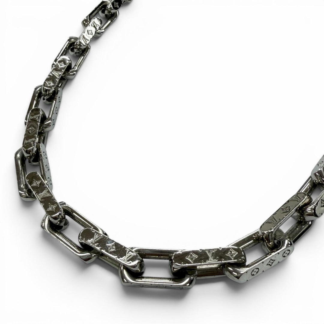 Great LOUIS VUITTON Necklace Collier Chain Silver mens M64196