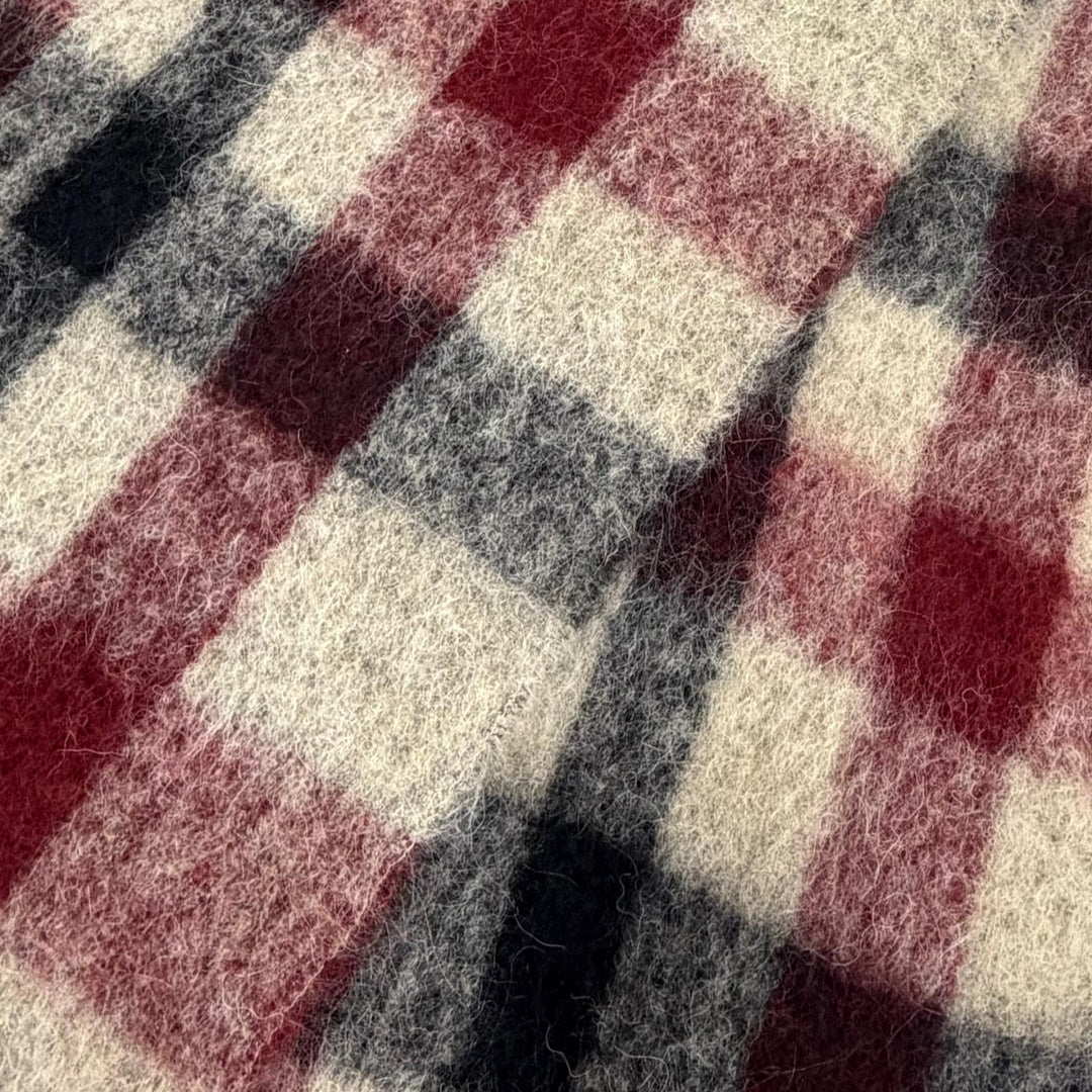Pristine MONCLER Scarf SCIARPA Logo leather patch, check pattern, Beige mohair