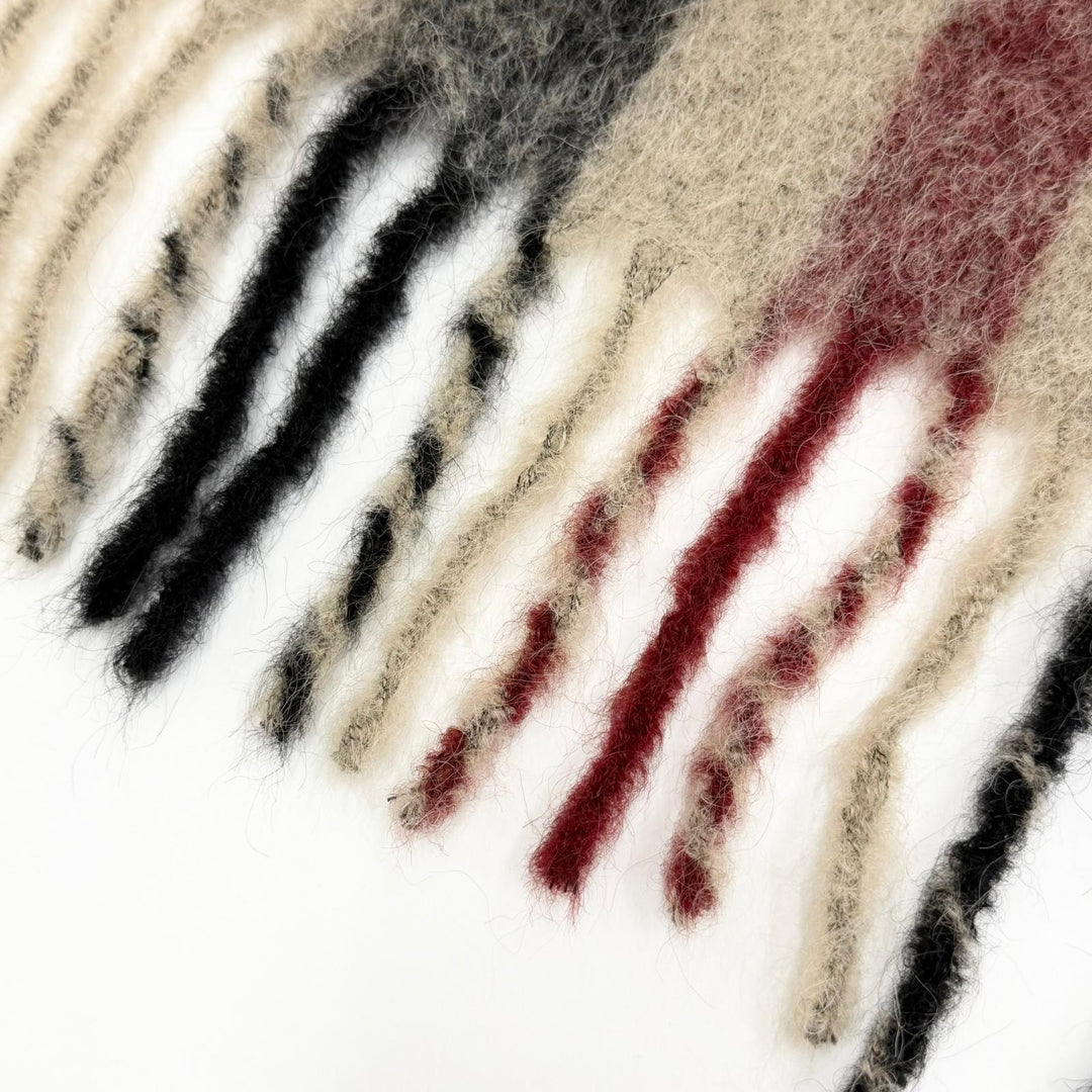 Pristine MONCLER Scarf SCIARPA Logo leather patch, check pattern, Beige mohair